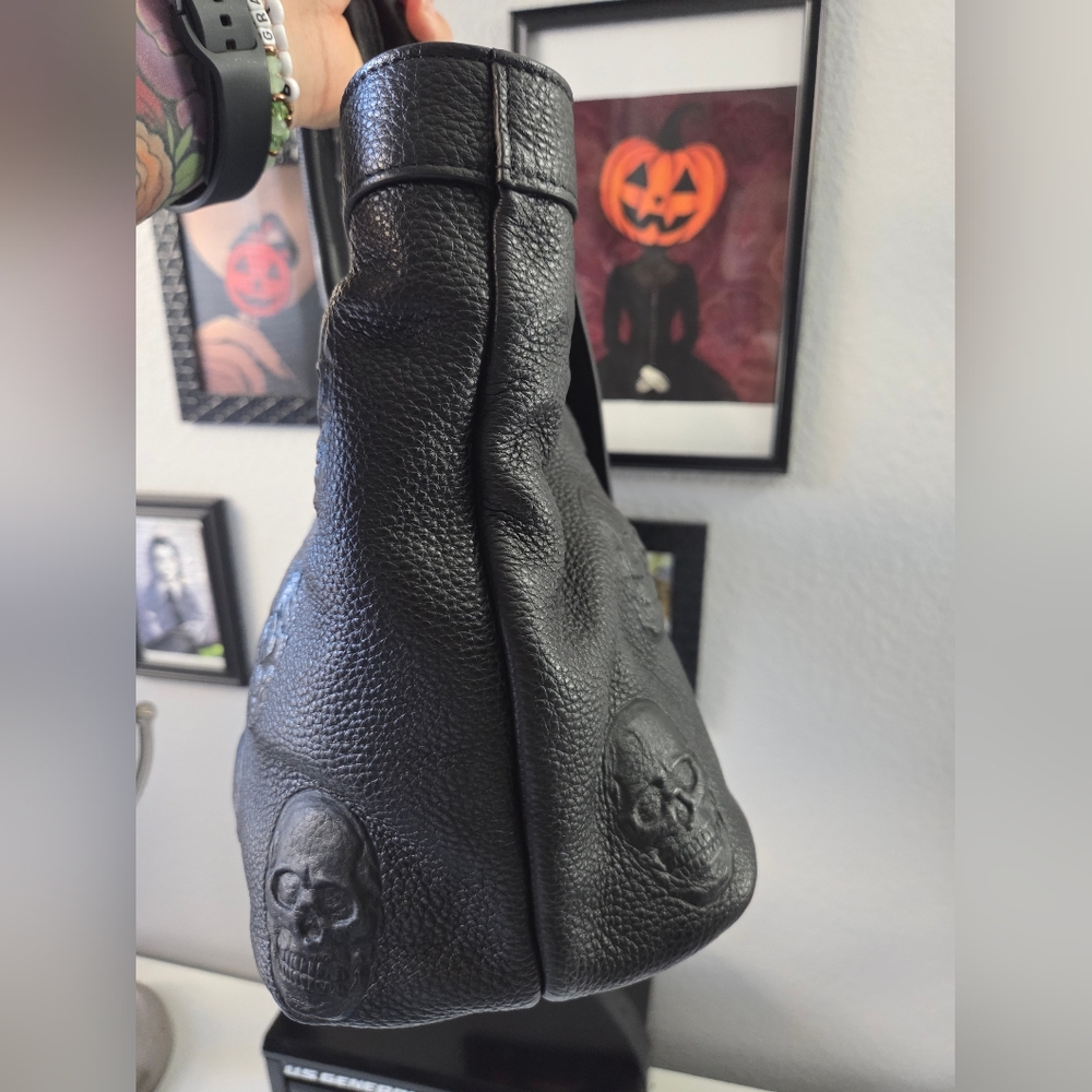 IO PELLE Skull Satchel - Picture 4 of 5